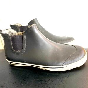 Like New Tretorn Strala  Rain Boots/ Men’s US Size 10 UK Size 43 Insulated